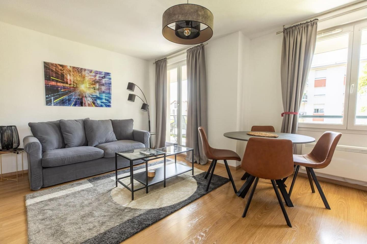 Le Clos Fleuri F3 Terrasse & Garage Клермон-Ферран Экстерьер фото